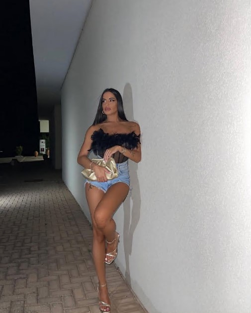 istanbulescorthira-5 İstanbul Escort Hira Eve, Otele, Rezidanslara Gelirim